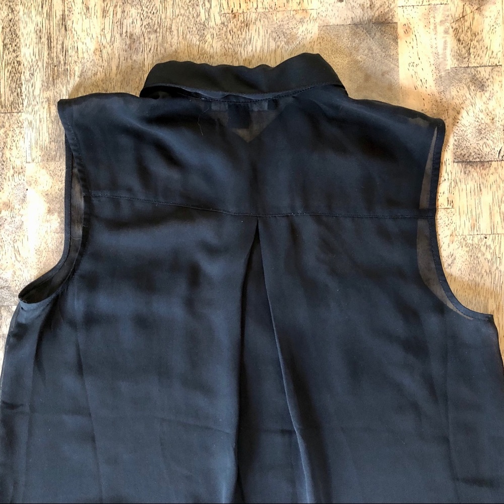 Forever 21 Sheer Hi-Lo Sleeveless Blouse - Picture 5 of 5